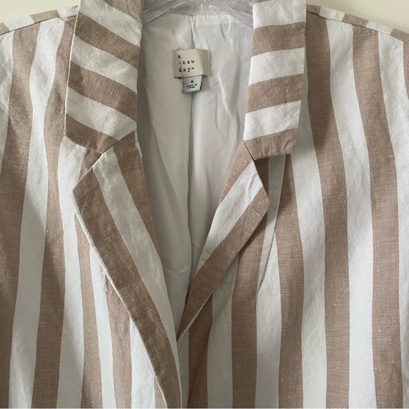 Target A New Day Linen Blend Blazer, Size 6 - Picture 3 of 5